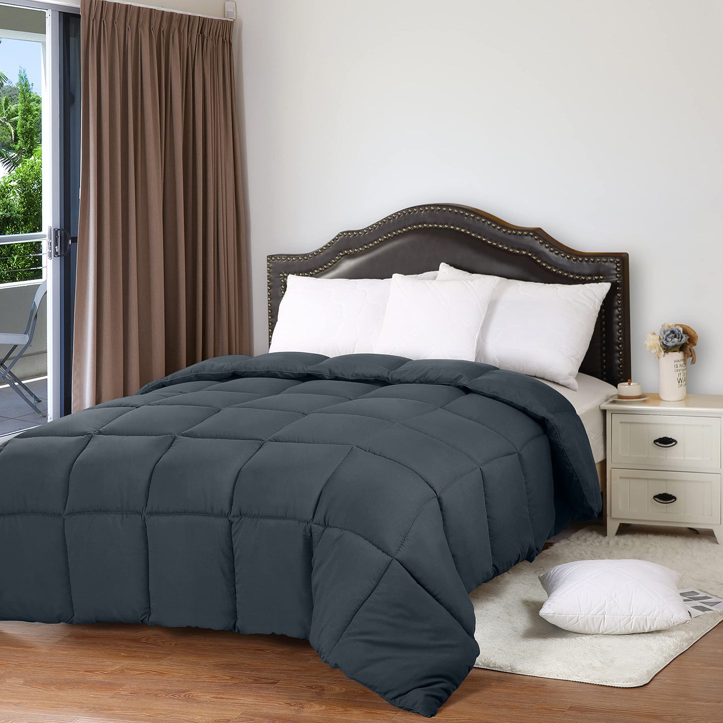 Utopia Bedding Comforters Queen Size, All Season Duvet Insert, Down Alternative Box Stitched Bed Comforter with Corner Tabs, Machine Washable (White)